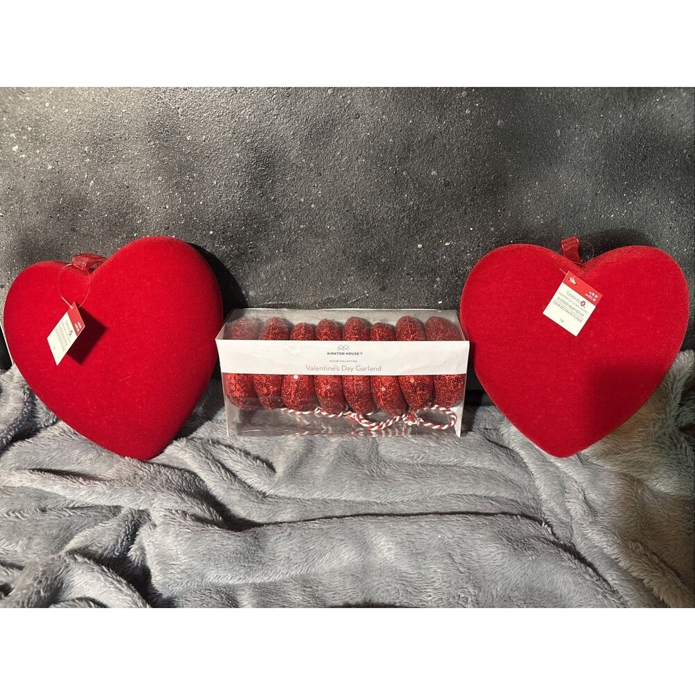2 Flocked Red Heart Length 9 “by Height 8”And Hear Garland NWT Lot Of 3